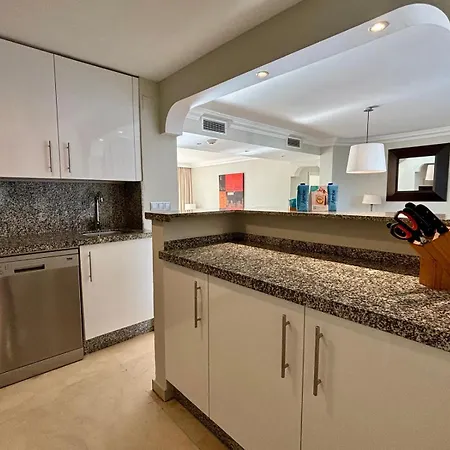 Apartamento De Lujo Alanda Club *